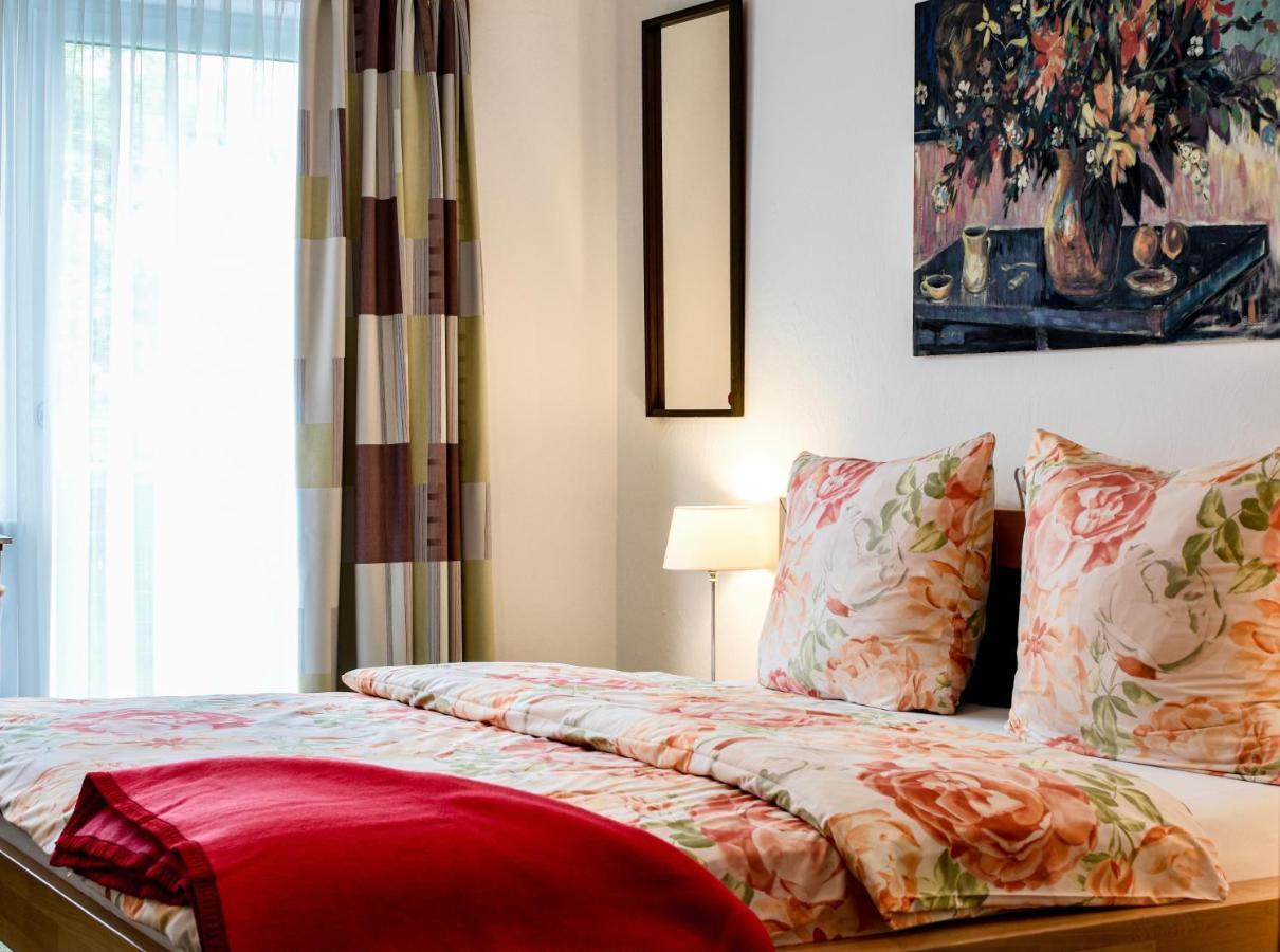Gartenhotel Garni Pension B&B Инсбрук Экстерьер фото