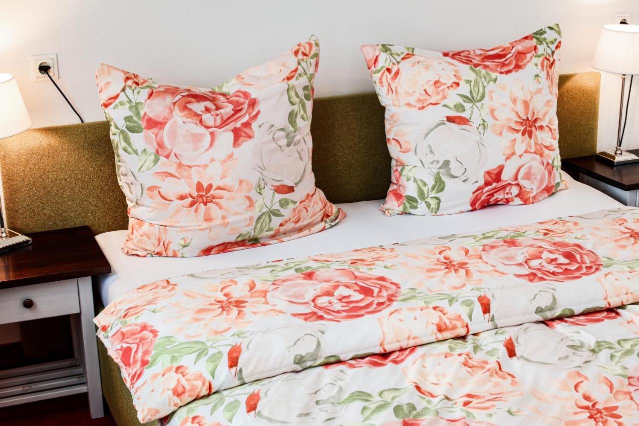 Gartenhotel Garni Pension B&B Инсбрук Экстерьер фото