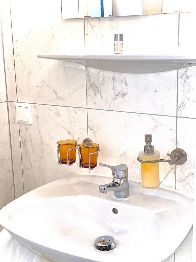 Gartenhotel Garni Pension B&B Инсбрук Экстерьер фото