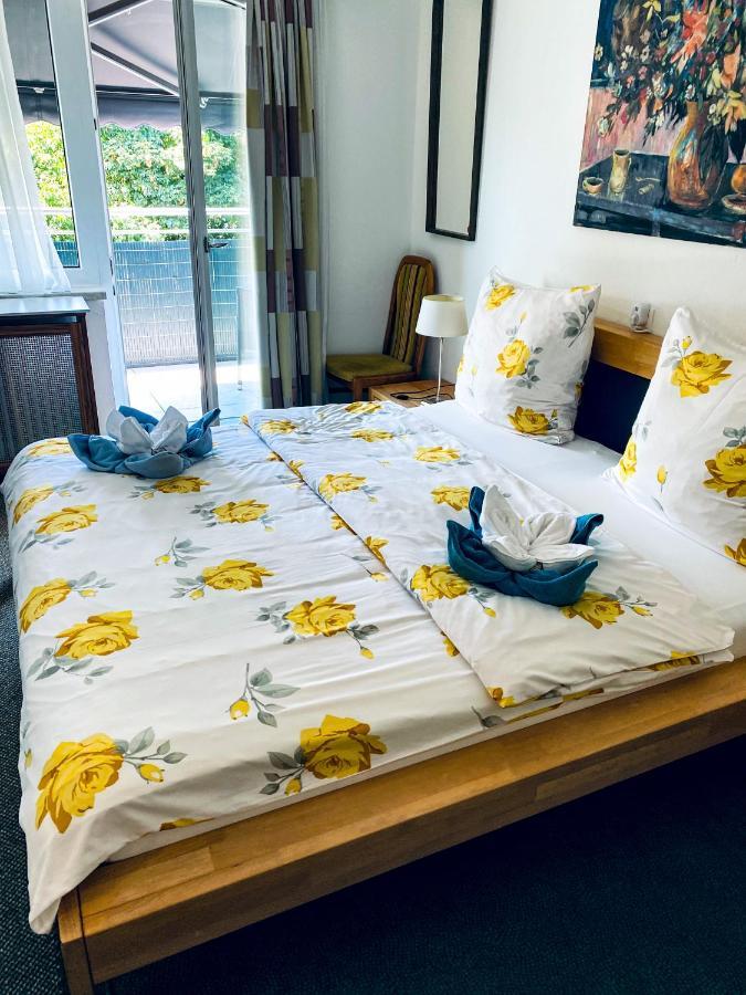 Gartenhotel Garni Pension B&B Инсбрук Экстерьер фото