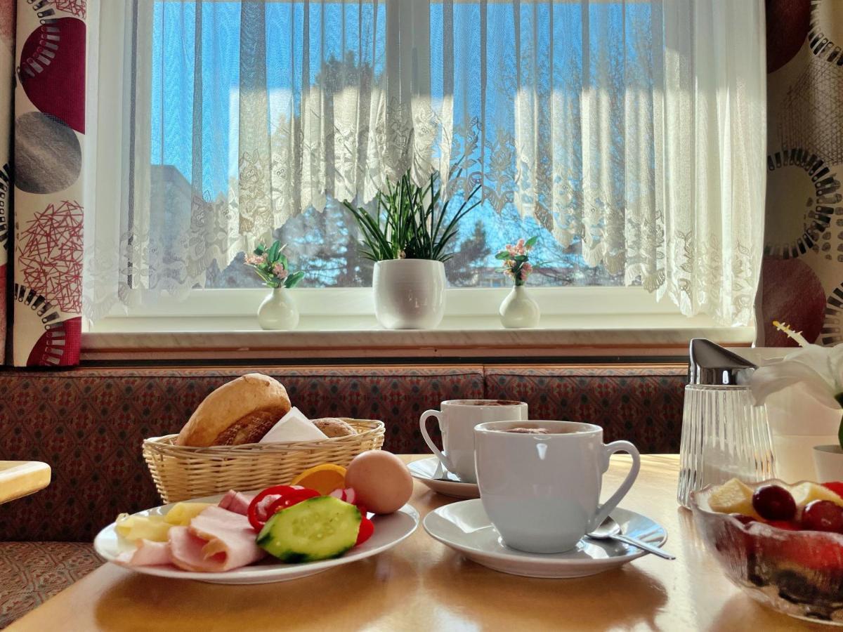 Gartenhotel Garni Pension B&B Инсбрук Экстерьер фото