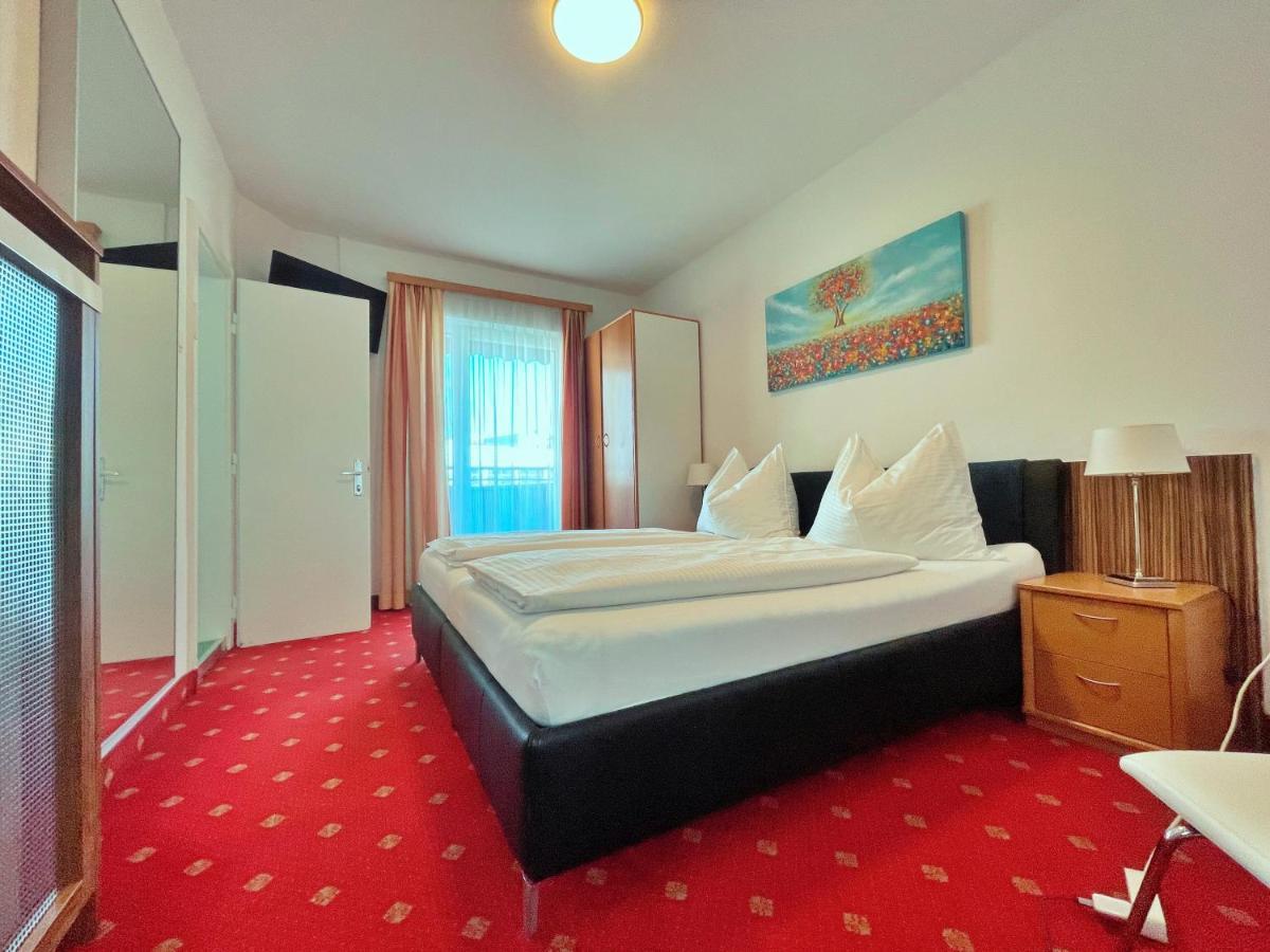Gartenhotel Garni Pension B&B Инсбрук Экстерьер фото